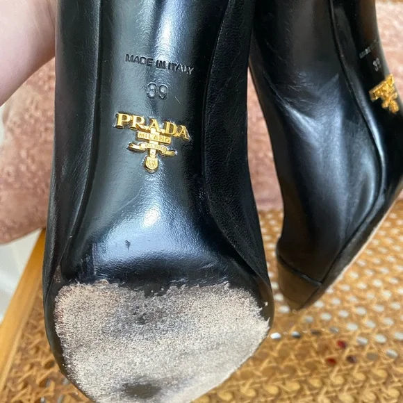 Prada Black Pointed-Toe Leather Pumps with Silver Circular Accent - Picture 7 of 7